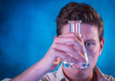 The Strange Case of Jekyll & Hyde Arrows and Traps Written by Ross McGregor Directed by Ross McGregor September 2019 - March 2020 The Brockley Jack Studio, London & UK Tour