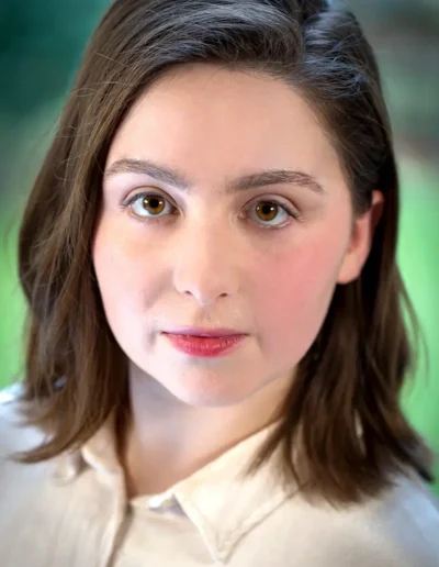 Talent Headshot: Lucy Ioannou