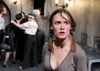 Taming of the Shrew Arrows and Traps Adapted and Directed by: Ross McGregor Produced by: Simon James Collier 9th December 2014 - 3rd January 2015 Lion & Unicorn Theatre, London